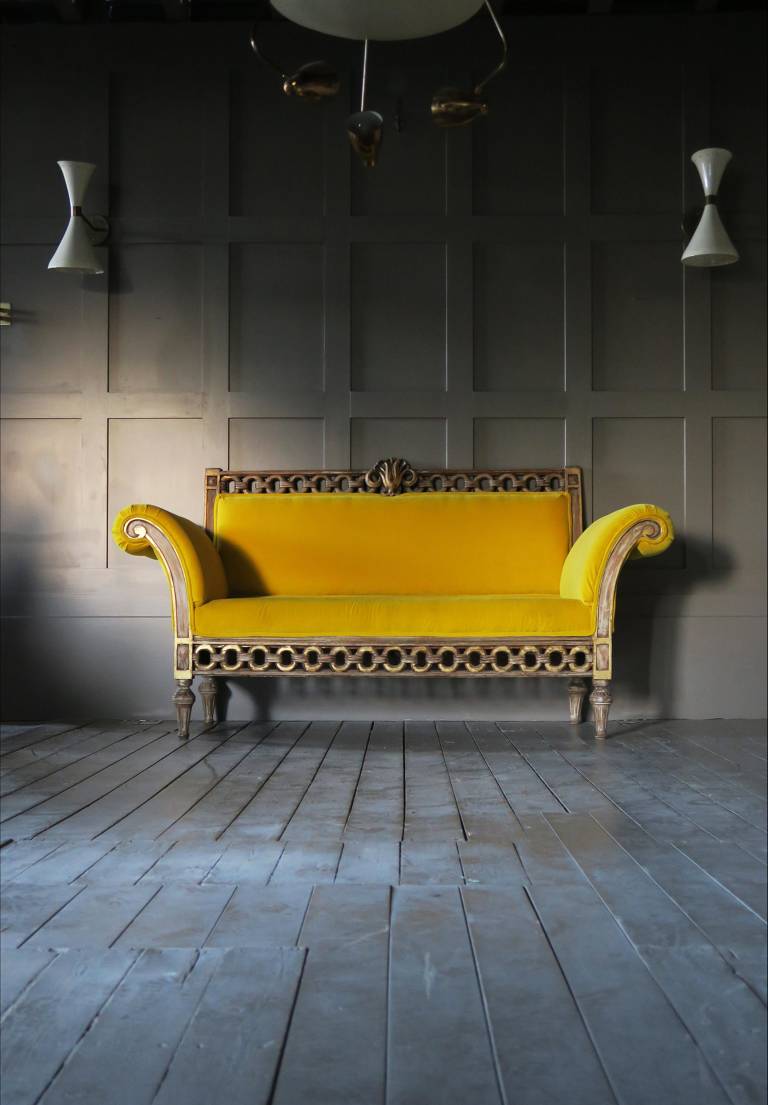 Gilt wood Sofa, 20c,  Italy